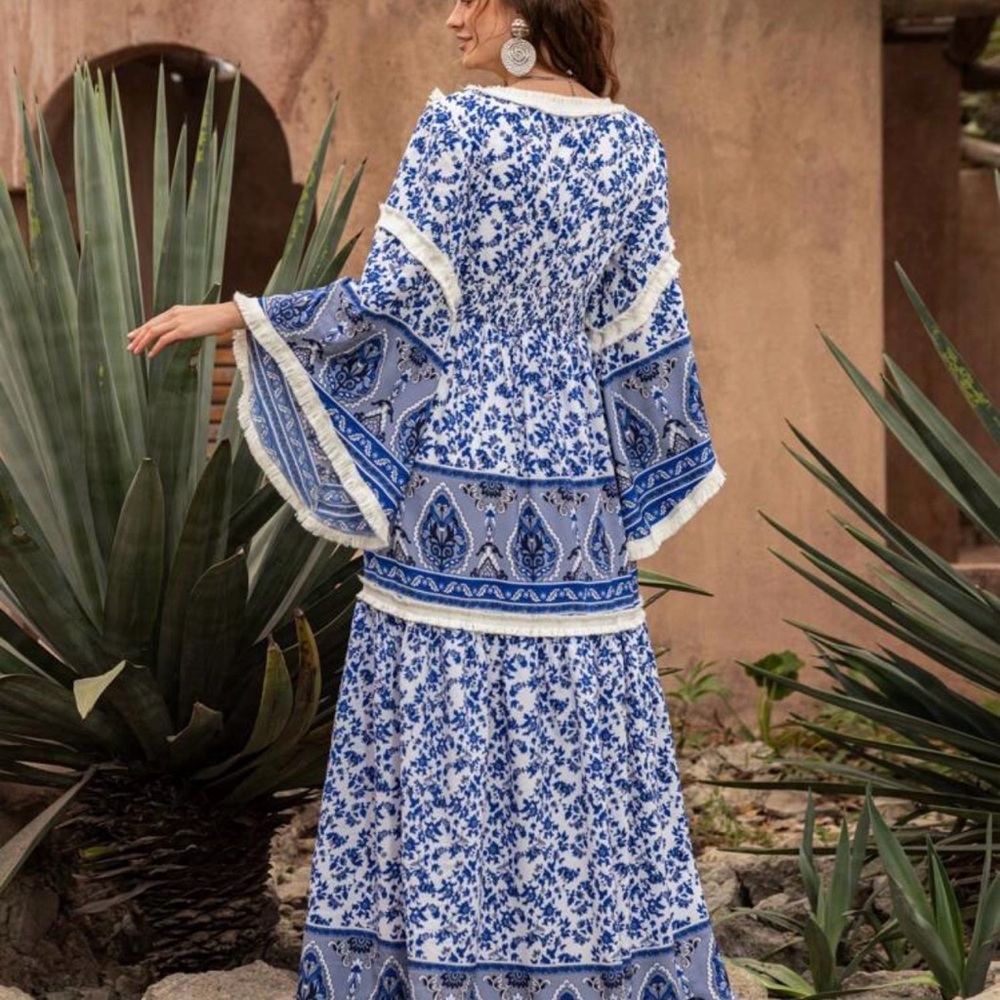 Faeriesty boho shirred waist flounced sleeve blue & white maxi dress. - Picture 5 of 9